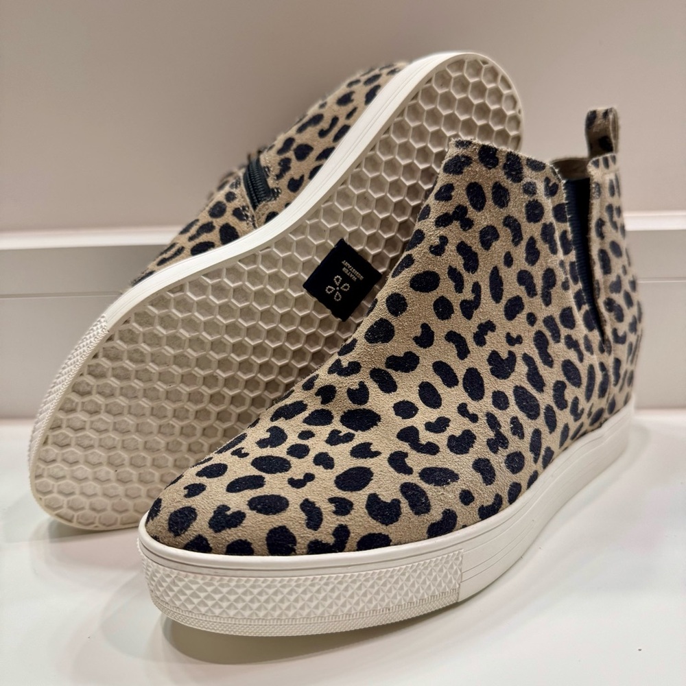 Caslon Cnaidy-Lea Leopard Print Suede Leather H2O Resistant Wedge Sneaker Wmns 7